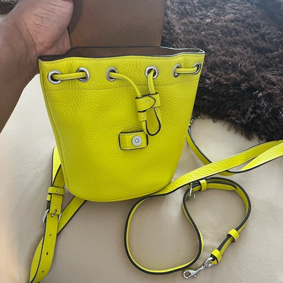 Coach mini lime green backpack! - Picture 4 of 4